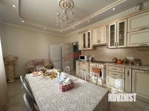Дом 330м², 3-этажный, на длительный срок, 
