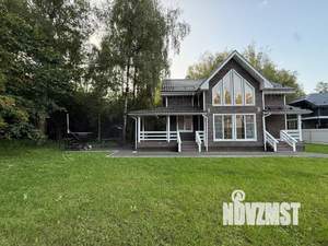 Дом 230м&sup2;, 2-этажный, посуточно, 