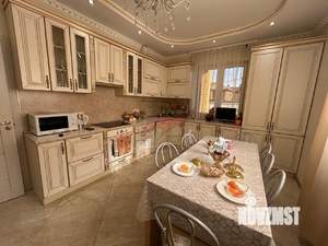 Дом 330м², 3-этажный, на длительный срок, 