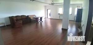 Дом 448м&sup2;, 3-этажный, на длительный срок, 