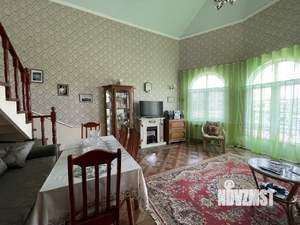 Дом 150м², 2-этажный, на длительный срок, 
