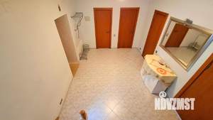 Дом 200м&sup2;, 2-этажный, на длительный срок, 