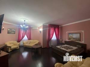 Дом 250м², 2-этажный, на длительный срок, 