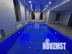 Дом 1162м&sup2;, 3-этажный, посуточно, 