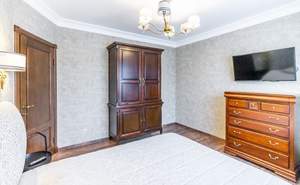 Дом 140м², 3-этажный, на длительный срок, 