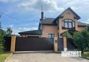 Дом 230м&sup2;, 3-этажный, участок 9 сот.  