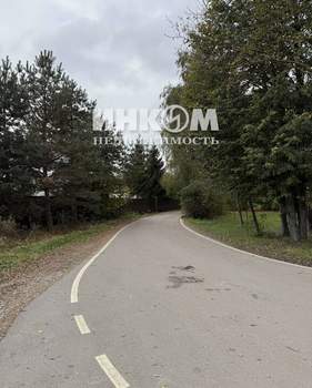 Дом 203м², 3-этажный, участок 10 сот.  