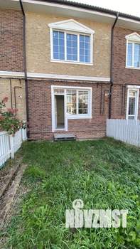 Таунхаус 130м&sup2;, 3-этажный, участок 1 сот.  