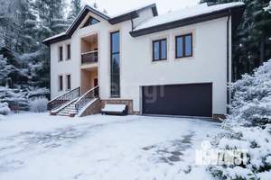 Дом 600м&sup2;, 3-этажный, участок 20 сот.  