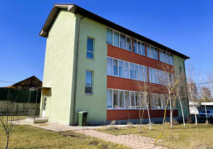 Дом 544м², 3-этажный, участок 13 сот.  