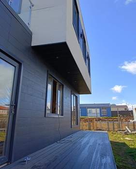 Дом 168м&sup2;, 2-этажный, участок 5 сот.  