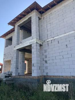 Коттедж 250м², 2-этажный, участок 7 сот.  
