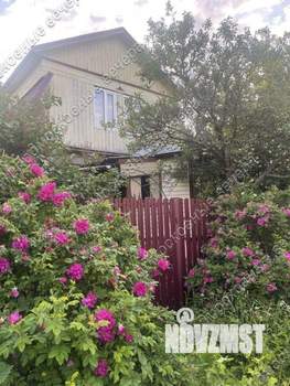 Дом 70м&sup2;, 2-этажный, участок 6 сот.  