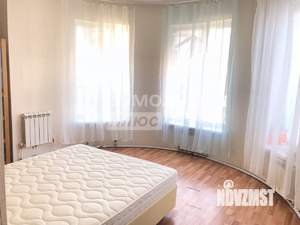 Дом 170м², 3-этажный, участок 6 сот.  