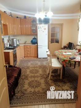 Дом 102м&sup2;, 3-этажный, участок 6 сот.  