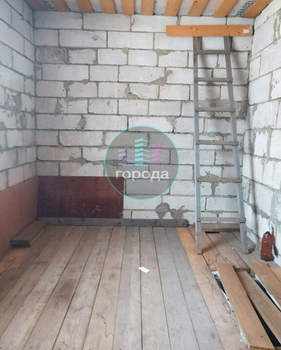 Дом 180м², 2-этажный, участок 14 сот.  