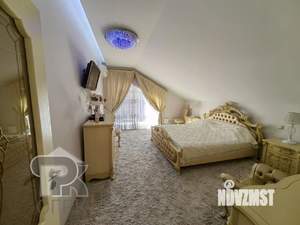 Коттедж 340м², 3-этажный, участок 10 сот.  