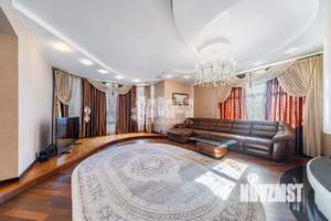 Дом 400м², 3-этажный, участок 12 сот.  