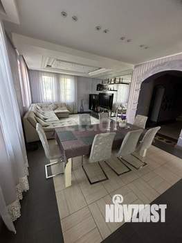Дача 270м², 3-этажный, участок 6 сот.  