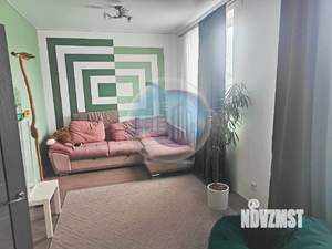 Дом 218м², 3-этажный, участок 4 сот.  