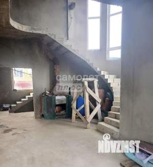 Дом 200м&sup2;, 2-этажный, участок 7 сот.  