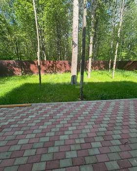 Дом 180м&sup2;, 2-этажный, участок 10 сот.  