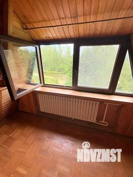 Дом 330м², 3-этажный, участок 16 сот.  