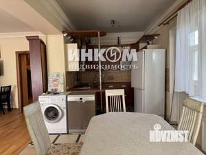 Дом 417м², 4-этажный, участок 940 сот.  