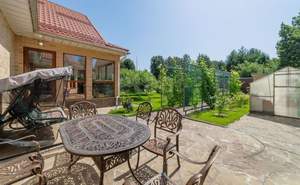 Дом 650м², 3-этажный, участок 23 сот.  