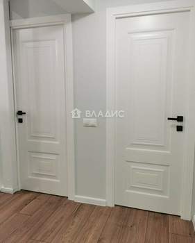 Дом 217м², 2-этажный, участок 6 сот.  