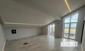 Коттедж 221м², 2-этажный, участок 7 сот.  