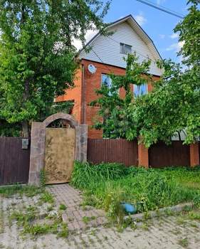 Дом 250м², 3-этажный, участок 4 сот.  