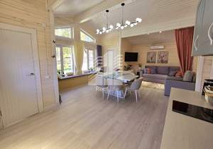 Дом 62м&sup2;, 1-этажный, участок 8 сот.  