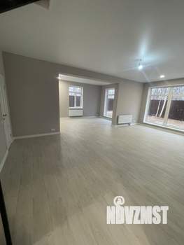 Дом 188м&sup2;, 2-этажный, участок 5 сот.  