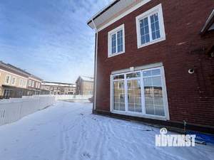 Таунхаус 150м², 2-этажный, участок 2 сот.  