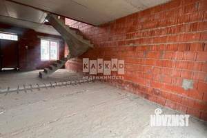 Таунхаус 130м&sup2;, 3-этажный, участок 2 сот.  