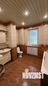 Дом 499м², 3-этажный, участок 12 сот.  