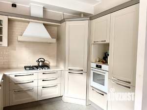 Дом 217м², 3-этажный, участок 4 сот.  