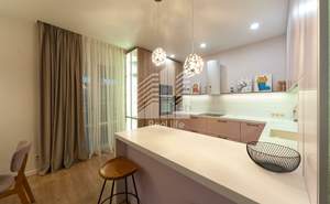 Дом 202м&sup2;, 2-этажный, участок 10 сот.  