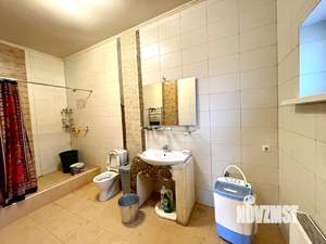 Дом 230м², 2-этажный, участок 10 сот.  