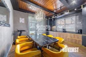 Дом 220м², 3-этажный, участок 8 сот.  