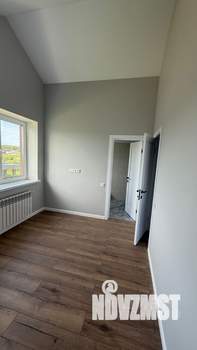 Коттедж 130м², 2-этажный, участок 6 сот.  