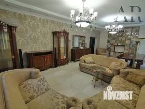 Коттедж 446м², 4-этажный, участок 12 сот.  
