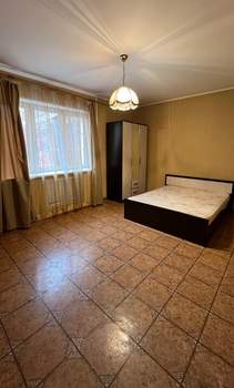 Дом 499м&sup2;, 3-этажный, участок 12 сот.  