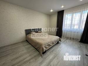 Дом 240м², 2-этажный, участок 8 сот.  