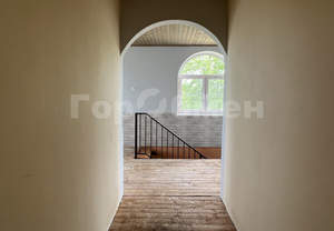 Дом 240м², 2-этажный, участок 10 сот.  