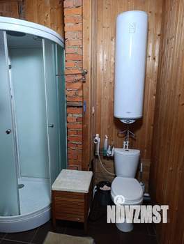 Дом 180м&sup2;, 2-этажный, участок 10 сот.  