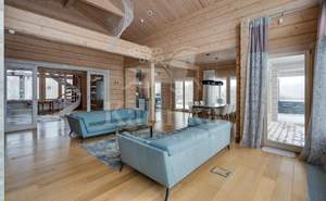 Дом 565м², 2-этажный, участок 0 сот.  