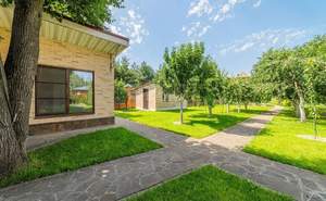 Дом 650м², 3-этажный, участок 23 сот.  