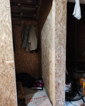 Дом 90м&sup2;, 2-этажный, участок 6 сот.  